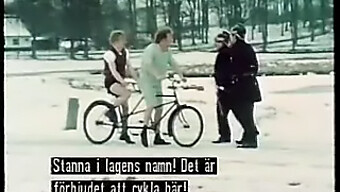 Klasik Denmark Dari Tahun 1970 Yang Menampilkan Threesome