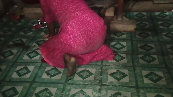 Biseksuele Riya Bhabi Geniet Van Vingeren En Chudai In 18+ Video