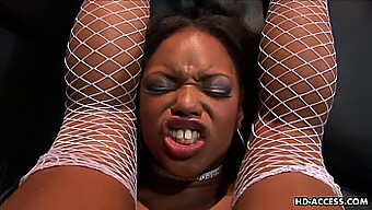 African-American Woman Receives Intense Oral Stimulation On Her Genitalia