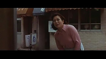 蛇に侵された庭での屈辱と堕落(1974年)