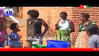 Donne Malawiane Che Discutono Le Loro Abitudini Sessuali In Un Video Fatto In Casa