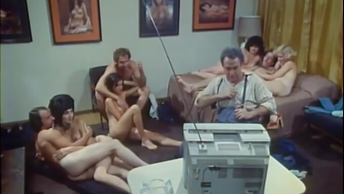 Vintage Group Sex With Hairy Women And Big Ass